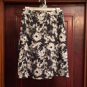 Liz Claiborne A-line skirt Size 10
